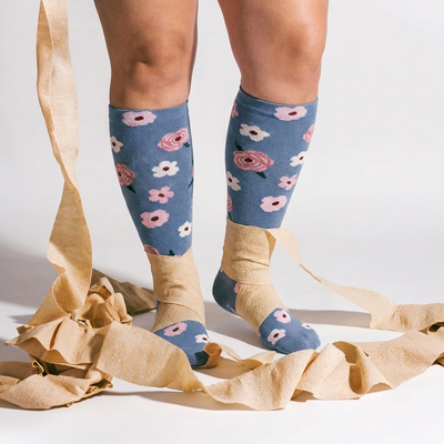 Blue/Flowers | Daily Relief Compression Socks